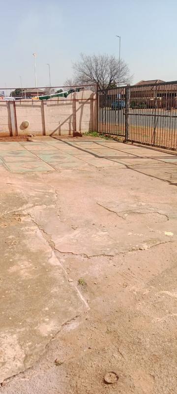 4 Bedroom Property for Sale in Vosloorus Gauteng