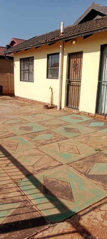 4 Bedroom Property for Sale in Vosloorus Gauteng