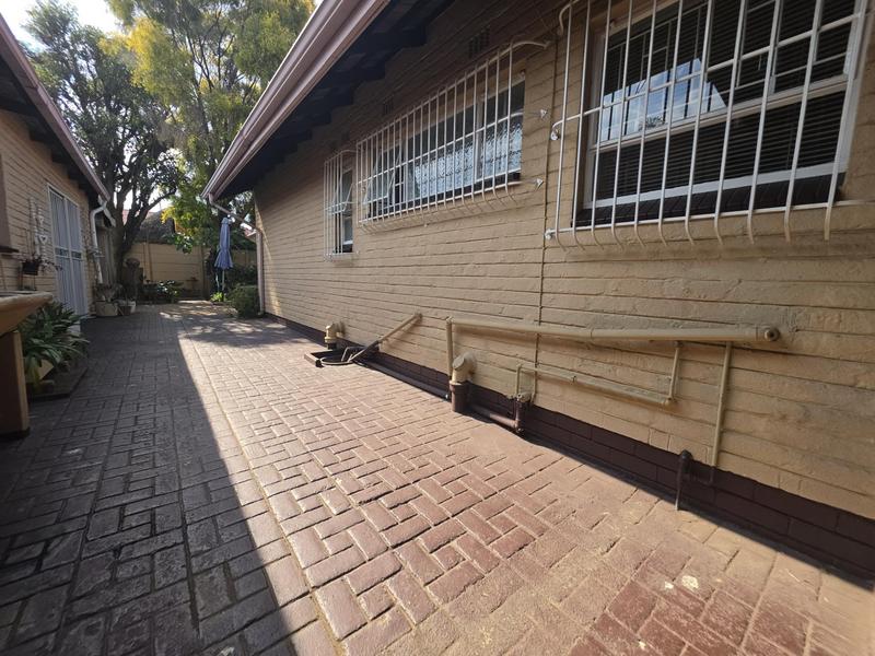 3 Bedroom Property for Sale in Randhart Gauteng