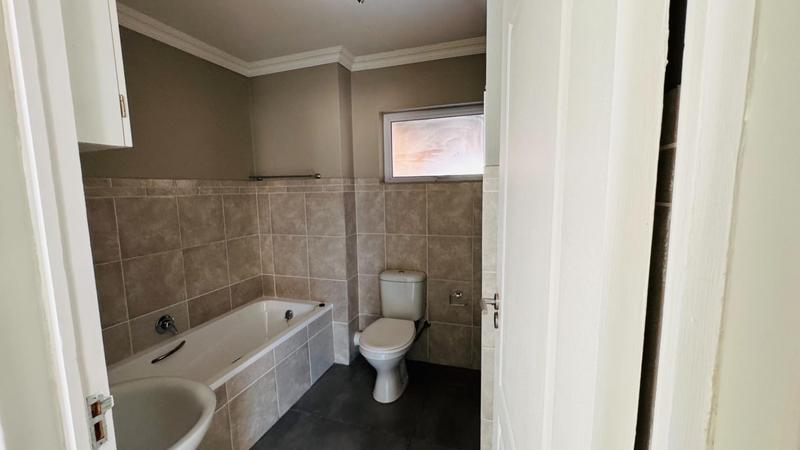 2 Bedroom Property for Sale in Germiston Central Gauteng
