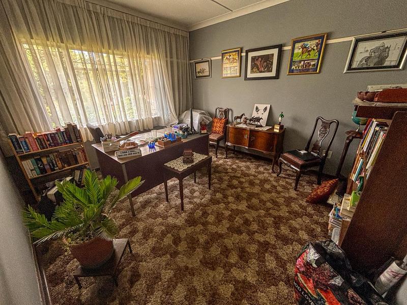 4 Bedroom Property for Sale in Linmeyer Gauteng