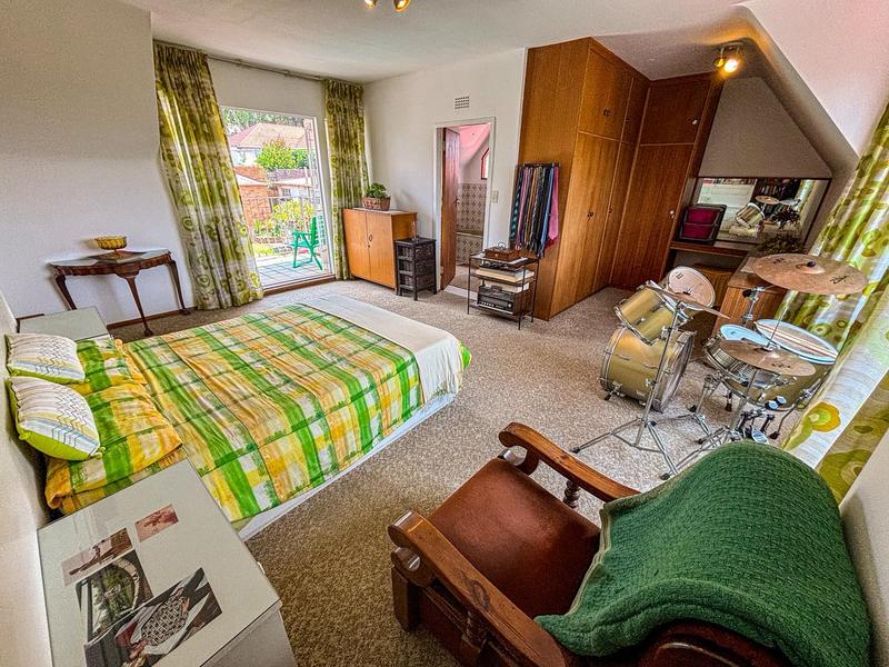 4 Bedroom Property for Sale in Linmeyer Gauteng
