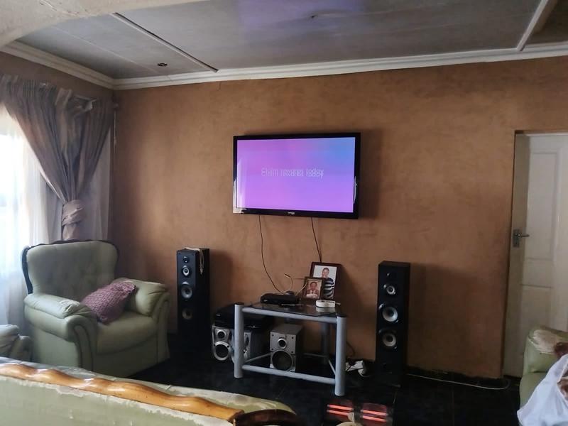 3 Bedroom Property for Sale in Naledi Ext 2 Gauteng