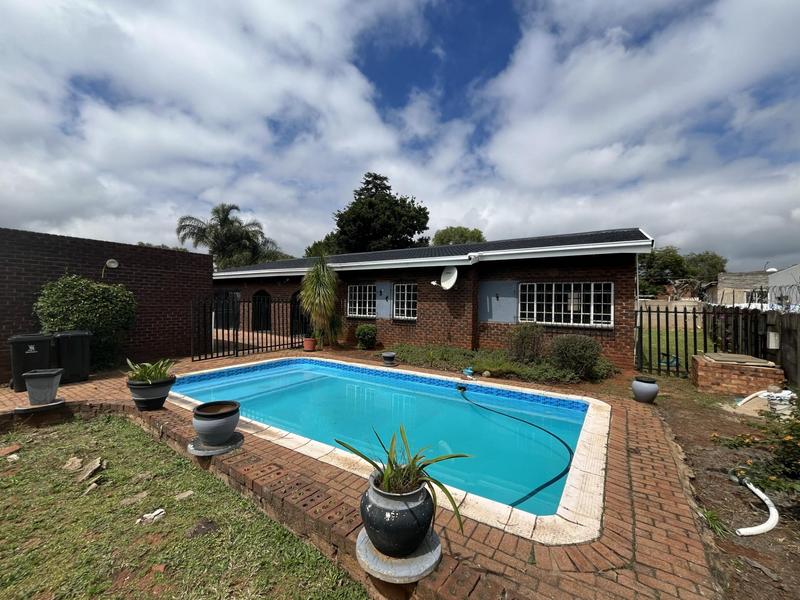 3 Bedroom Property for Sale in Birch Acres Gauteng