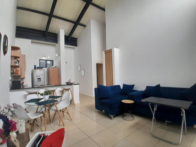 2 Bedroom Property for Sale in Rooihuiskraal North Gauteng