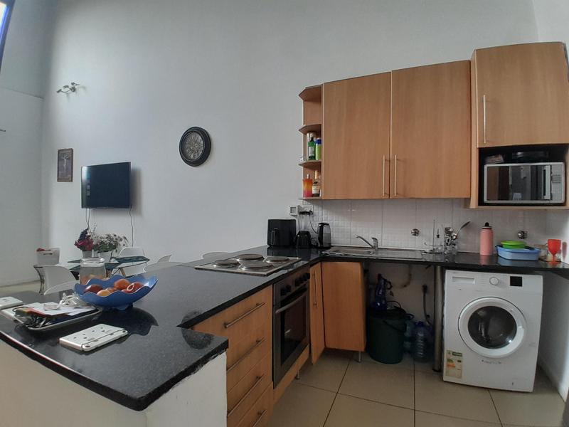 2 Bedroom Property for Sale in Rooihuiskraal North Gauteng