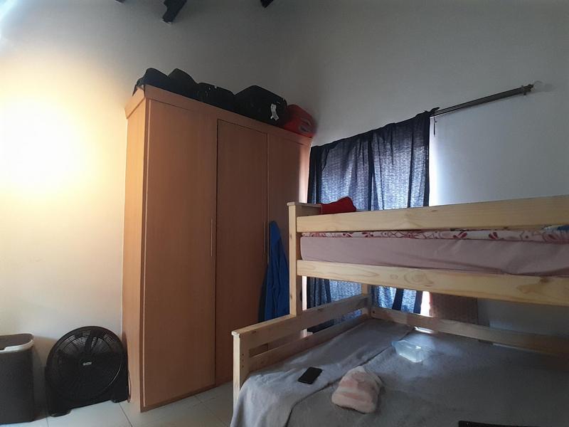 2 Bedroom Property for Sale in Rooihuiskraal North Gauteng