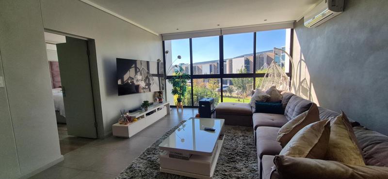 To Let 2 Bedroom Property for Rent in Midfield Estate Gauteng