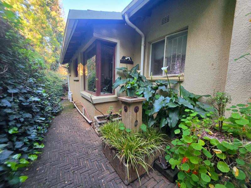 4 Bedroom Property for Sale in Glenvista Gauteng
