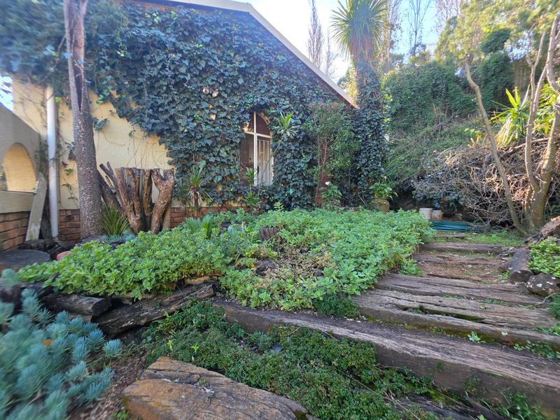 4 Bedroom Property for Sale in Glenvista Gauteng