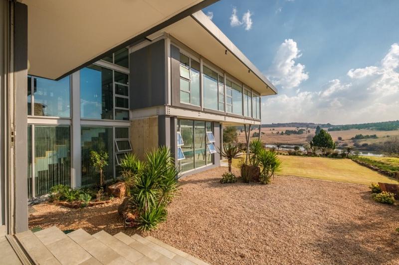 5 Bedroom Property for Sale in Eye of Africa Gauteng