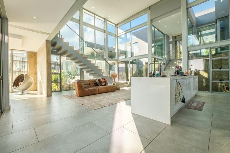 5 Bedroom Property for Sale in Eye of Africa Gauteng