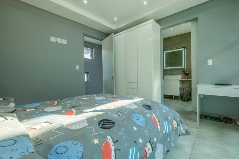5 Bedroom Property for Sale in Eye of Africa Gauteng