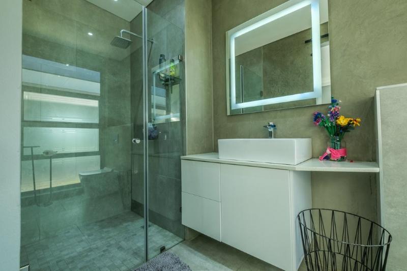 5 Bedroom Property for Sale in Eye of Africa Gauteng