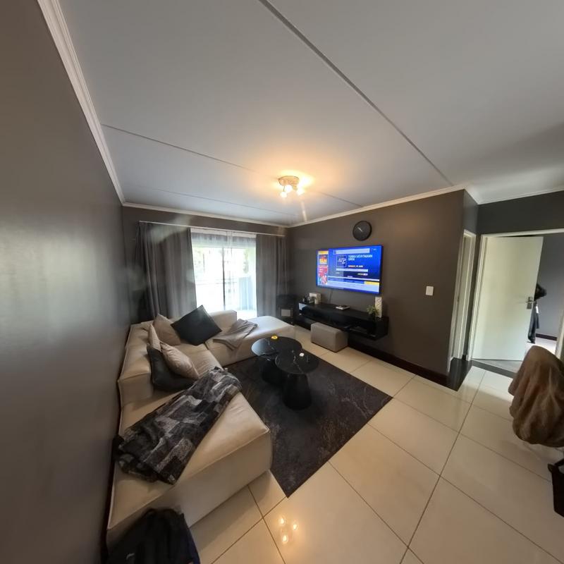 2 Bedroom Property for Sale in Noordwyk Gauteng