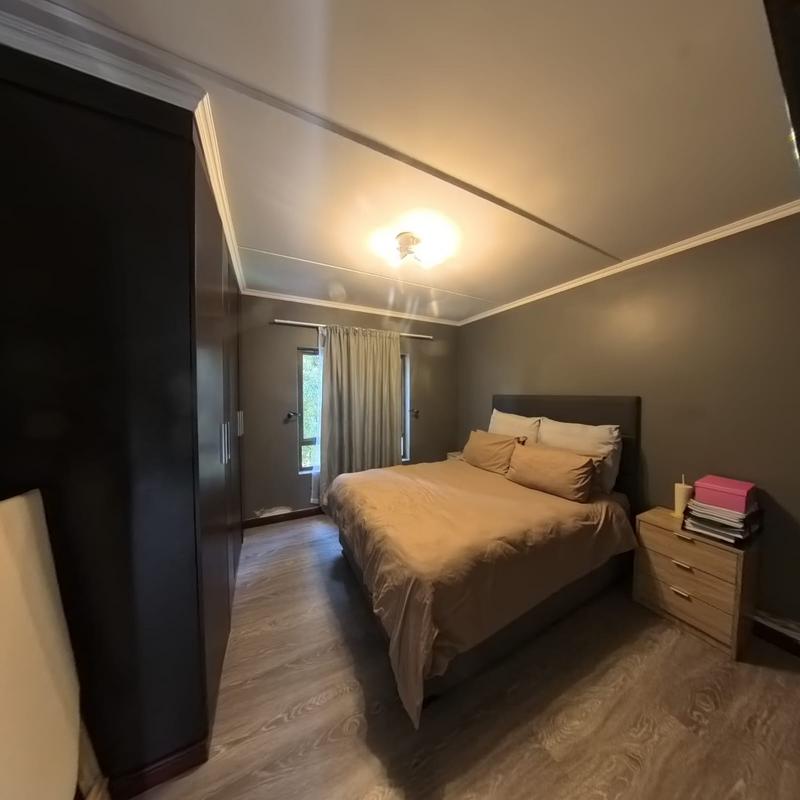 2 Bedroom Property for Sale in Noordwyk Gauteng