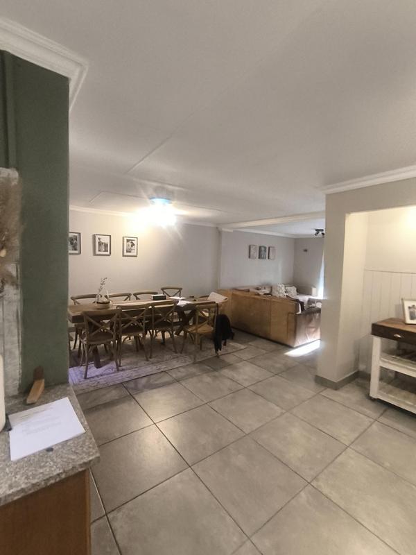 3 Bedroom Property for Sale in Garsfontein Gauteng