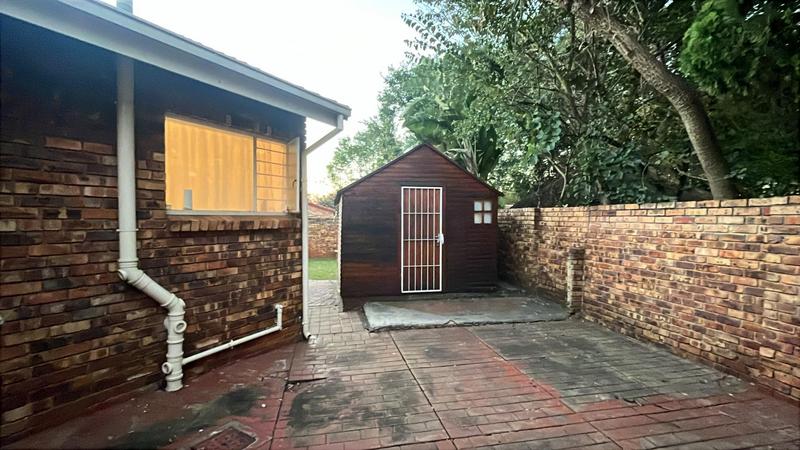 3 Bedroom Property for Sale in Garsfontein Gauteng