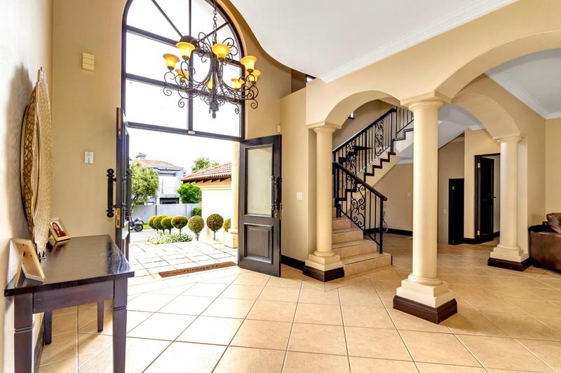 To Let 4 Bedroom Property for Rent in Dainfern Valley Gauteng