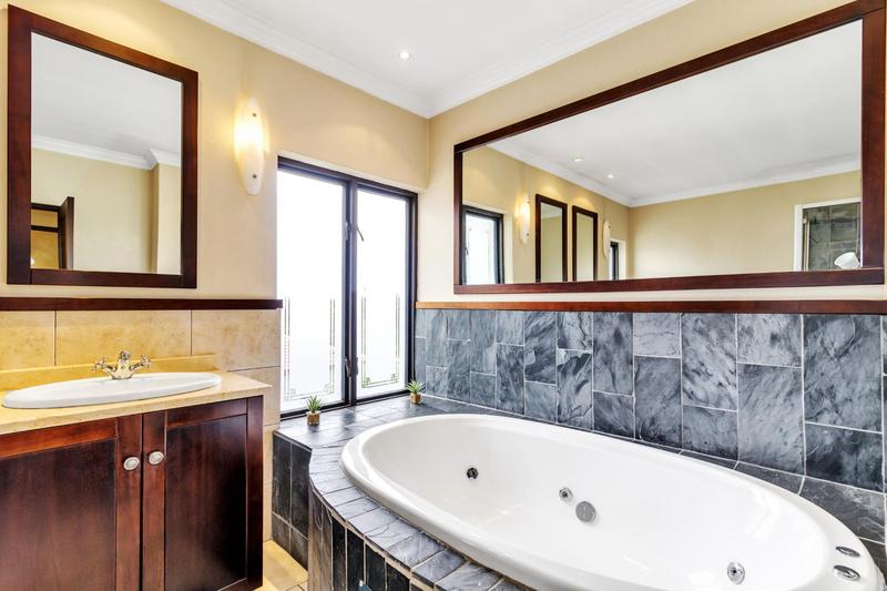 To Let 4 Bedroom Property for Rent in Dainfern Valley Gauteng