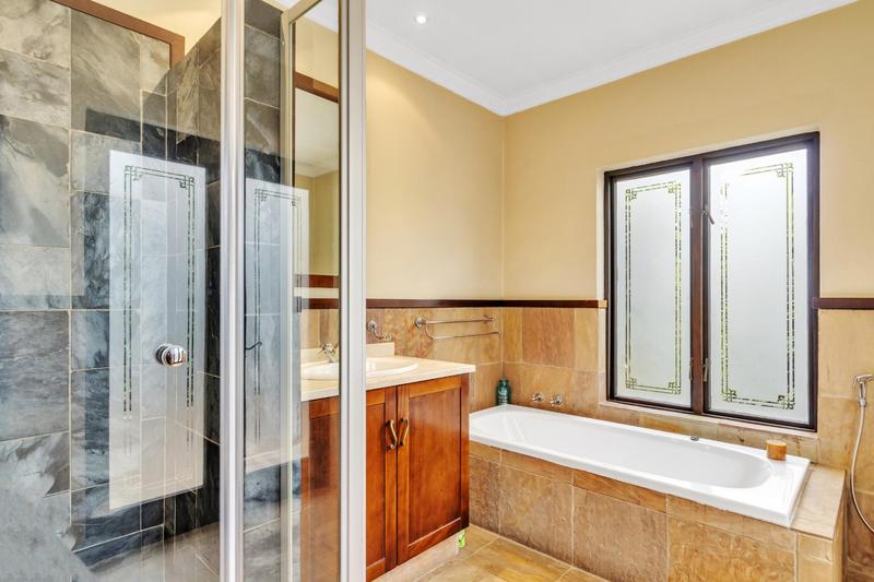 To Let 4 Bedroom Property for Rent in Dainfern Valley Gauteng