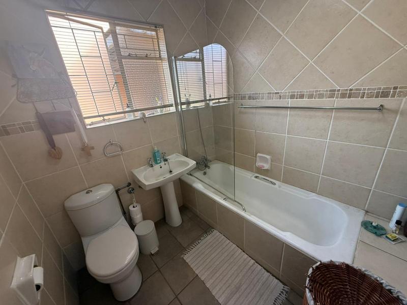 3 Bedroom Property for Sale in Kilner Park Gauteng