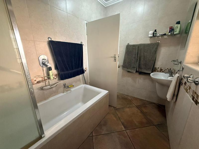 3 Bedroom Property for Sale in Kilner Park Gauteng