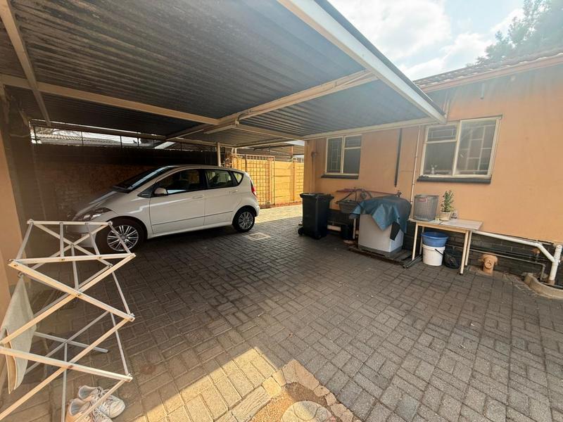 3 Bedroom Property for Sale in Kilner Park Gauteng