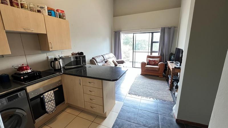 1 Bedroom Property for Sale in Jackal Creek Golf Estate Gauteng