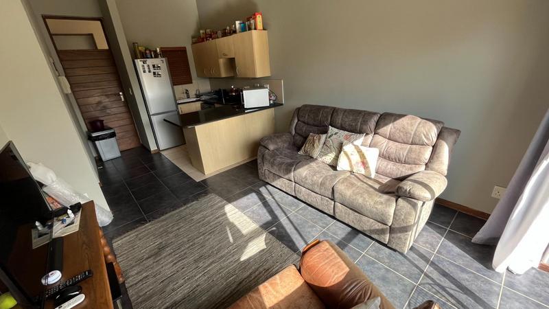 1 Bedroom Property for Sale in Jackal Creek Golf Estate Gauteng