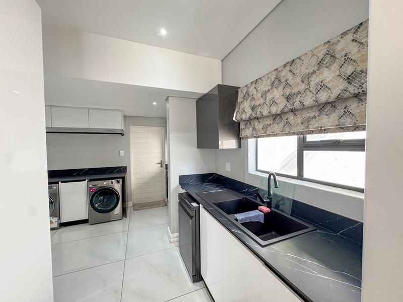 4 Bedroom Property for Sale in Midstream Estate Gauteng