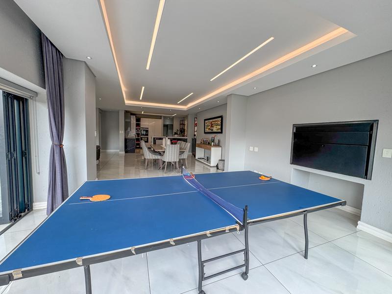 4 Bedroom Property for Sale in Midstream Estate Gauteng