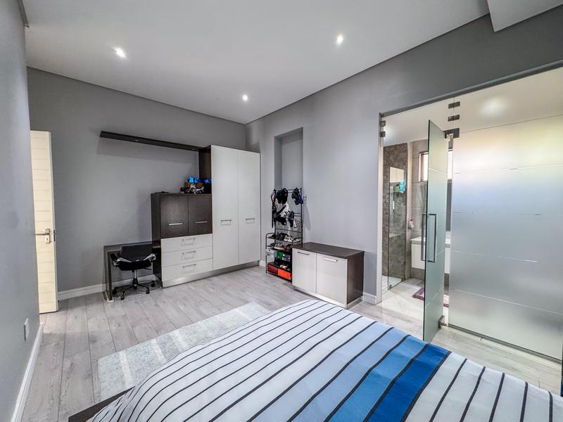 4 Bedroom Property for Sale in Midstream Estate Gauteng