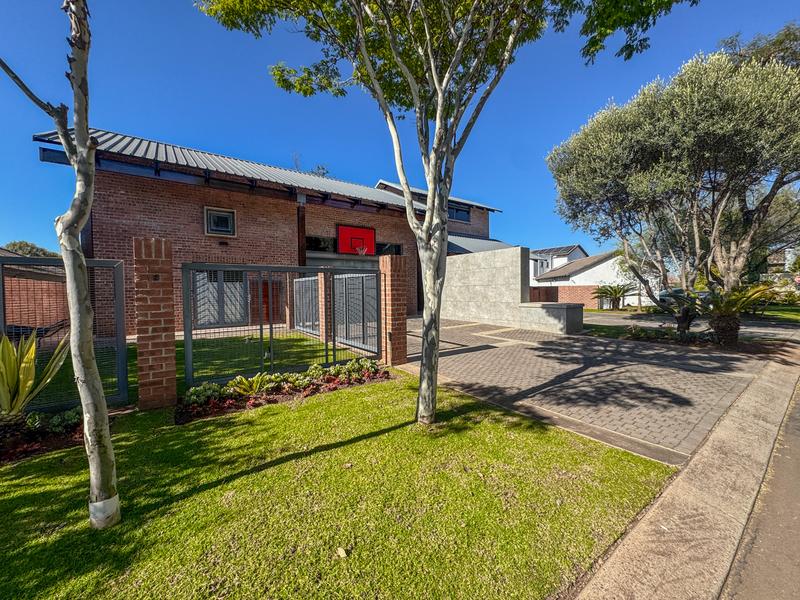 4 Bedroom Property for Sale in Midfield Estate Gauteng