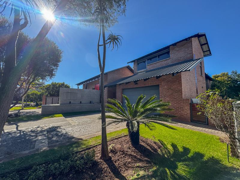 4 Bedroom Property for Sale in Midfield Estate Gauteng