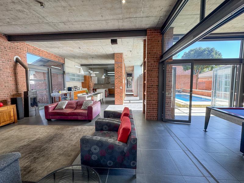 4 Bedroom Property for Sale in Midfield Estate Gauteng