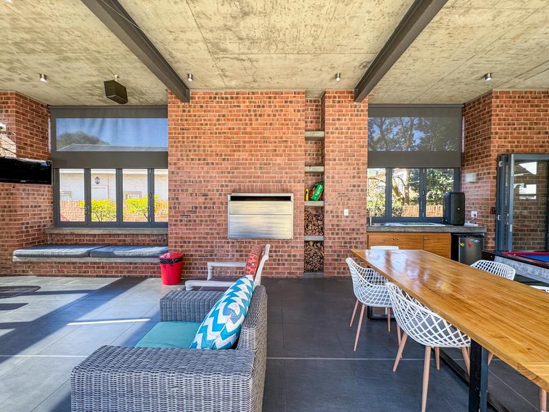 4 Bedroom Property for Sale in Midfield Estate Gauteng