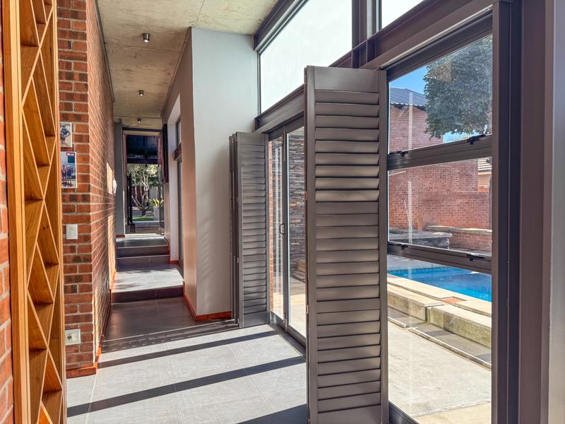4 Bedroom Property for Sale in Midfield Estate Gauteng