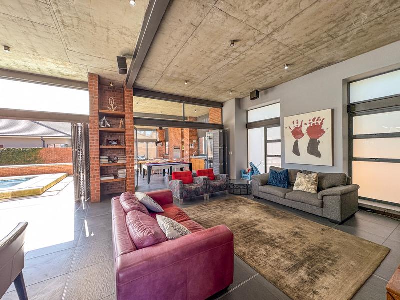4 Bedroom Property for Sale in Midfield Estate Gauteng