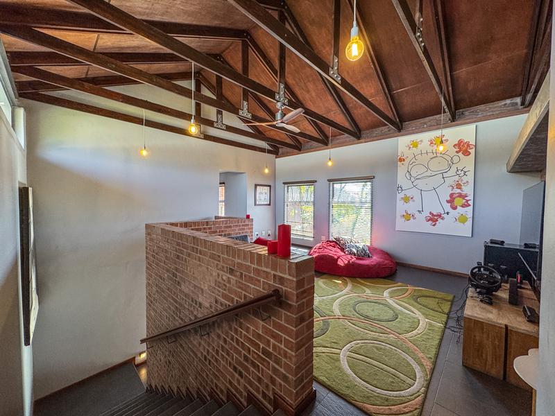 4 Bedroom Property for Sale in Midfield Estate Gauteng