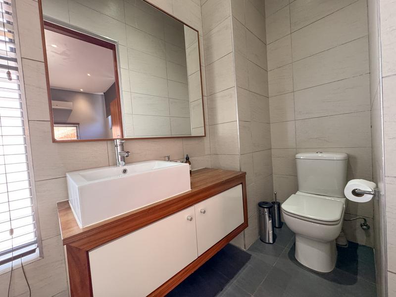 4 Bedroom Property for Sale in Midfield Estate Gauteng
