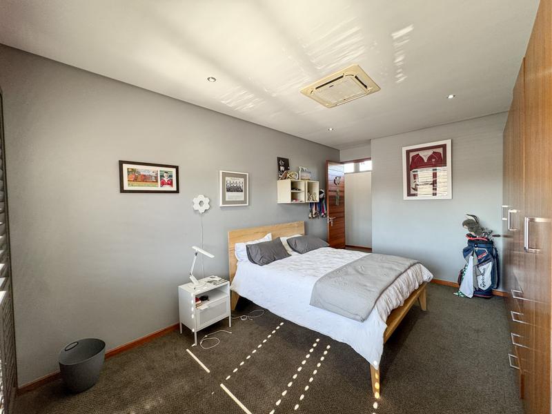 4 Bedroom Property for Sale in Midfield Estate Gauteng