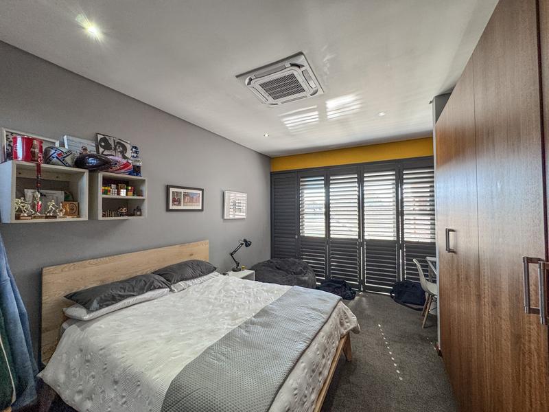 4 Bedroom Property for Sale in Midfield Estate Gauteng