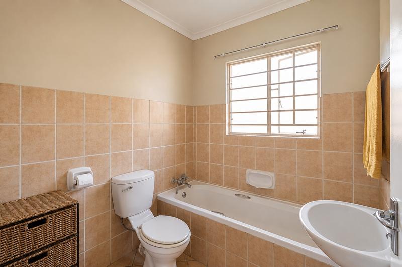 2 Bedroom Property for Sale in Elardus Park Gauteng
