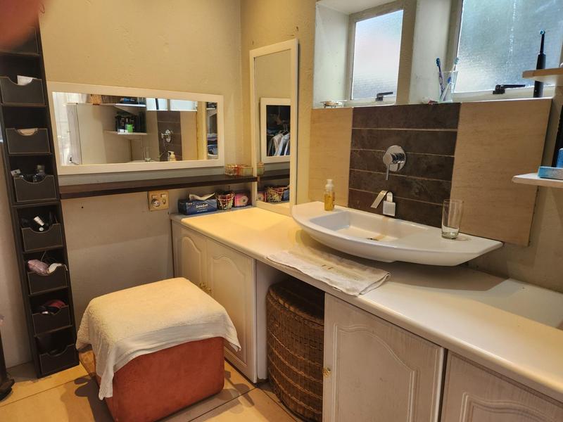 3 Bedroom Property for Sale in Buurendal Gauteng