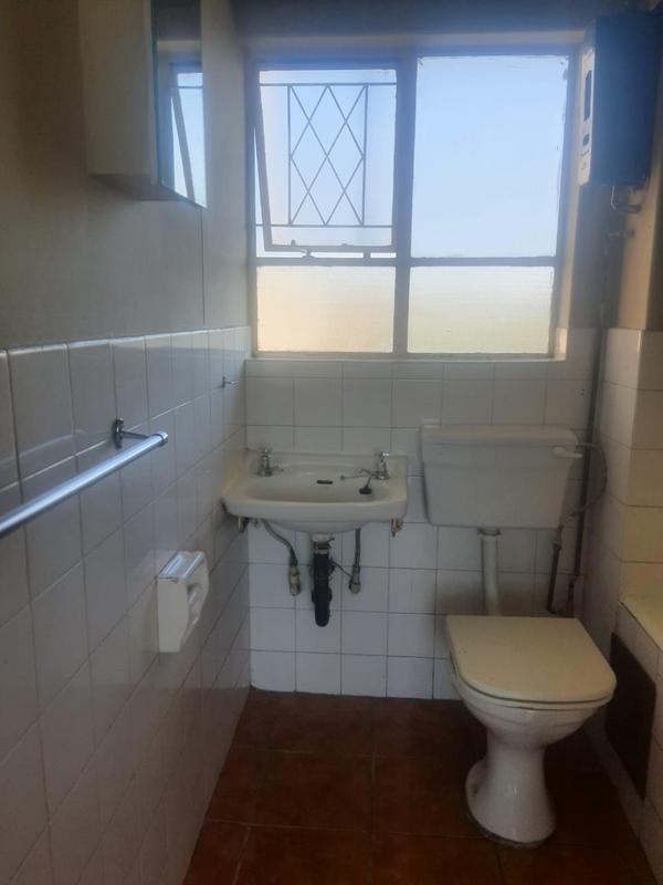 To Let 1 Bedroom Property for Rent in Sunnyside Gauteng
