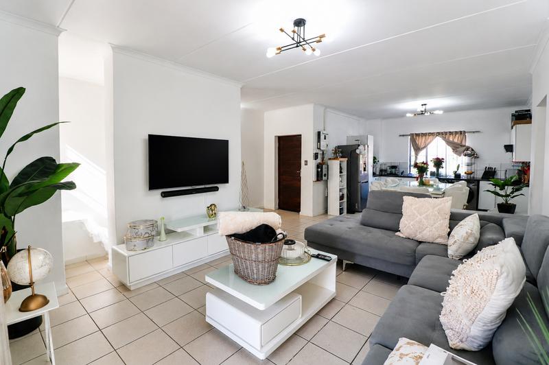 3 Bedroom Property for Sale in Douglasdale Gauteng