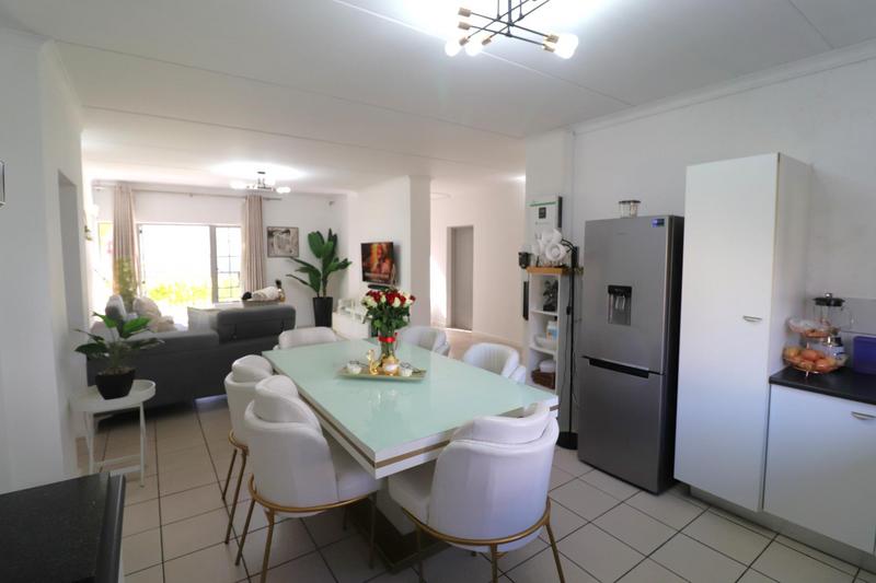 3 Bedroom Property for Sale in Douglasdale Gauteng