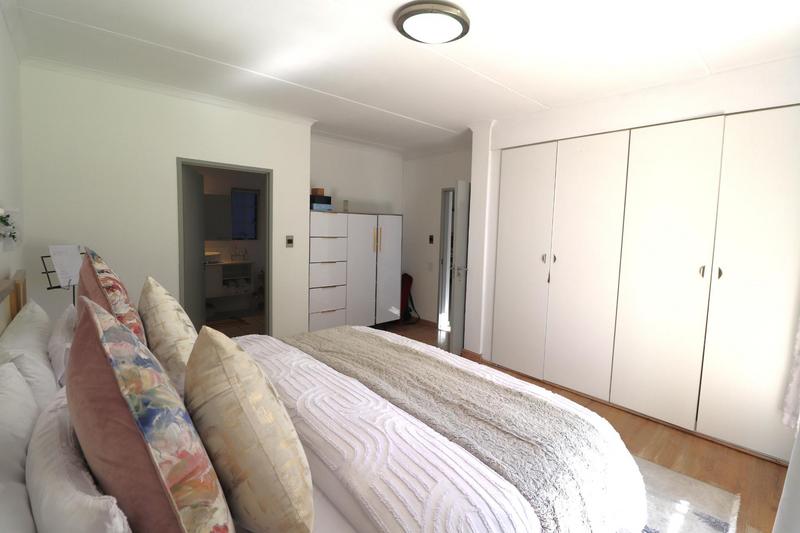 3 Bedroom Property for Sale in Douglasdale Gauteng
