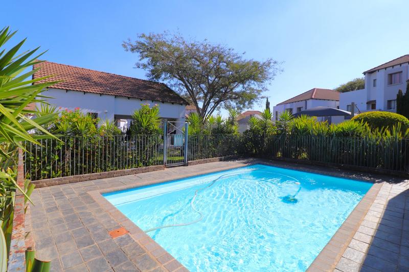 3 Bedroom Property for Sale in Douglasdale Gauteng
